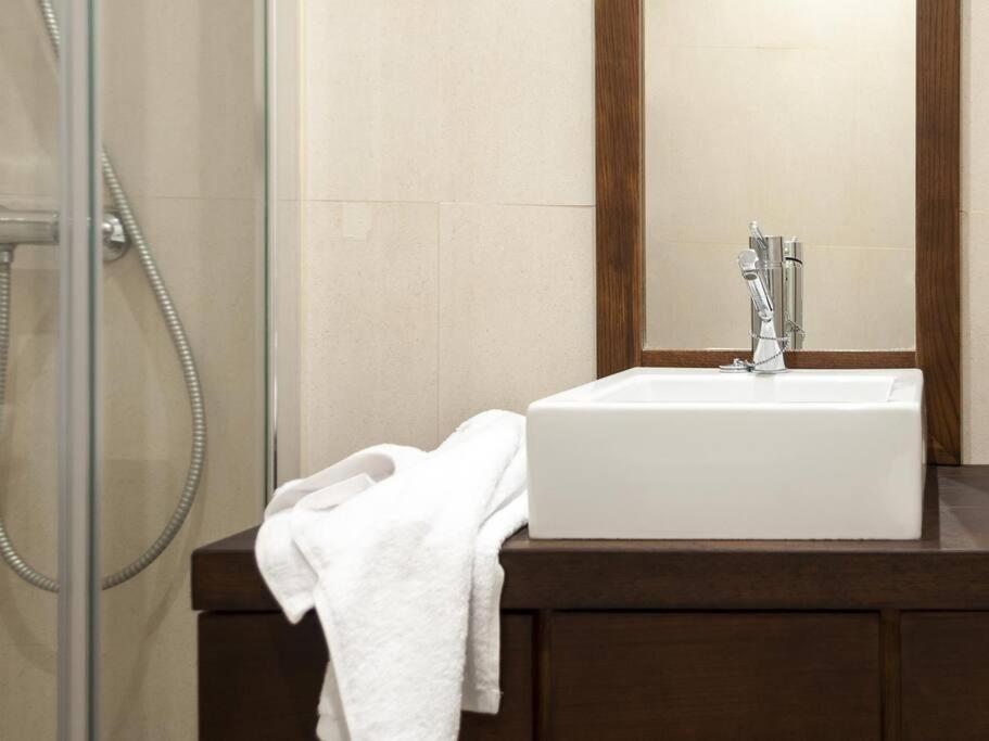 Apartamento En Puerta Del Sol 2 Madryt Zewnętrze zdjęcie